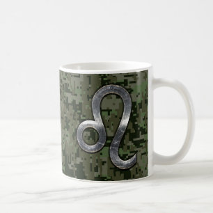 Modern Leo Zodiac Sign on Green Digital Camo Koffiemok