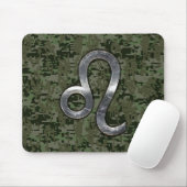 Modern Leo Zodiac Sign on Green Digital Camo Muismat (Met muis)