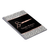 Modern Leopard Hair Stylist Roos Gold Scissor Notitieboek (Rechterzijde)