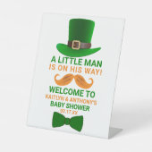 Modern Leprechaun St. Patrick's Day Baby shower Reclamebord Met Voetstuk (Voorkant)