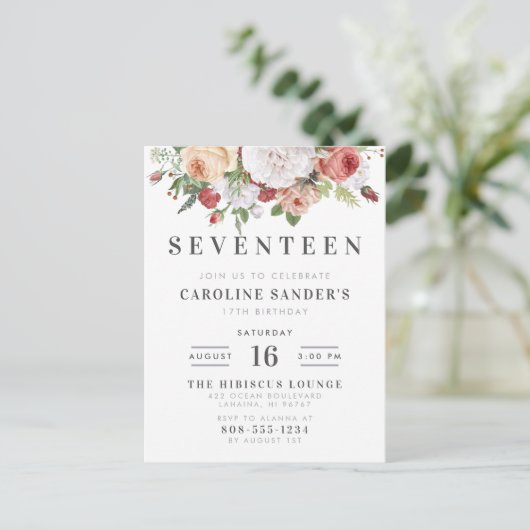 Modern Lettering & Waterverf Bouquet Birthday Uitnodiging Briefkaart (Staand voorkant)