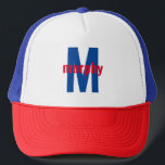 Modern lettertype personaliseert rood, wit en blau trucker pet<br><div class="desc">Rood,  wit en blauw Persoonlijke naam Trucker Hat.</div>
