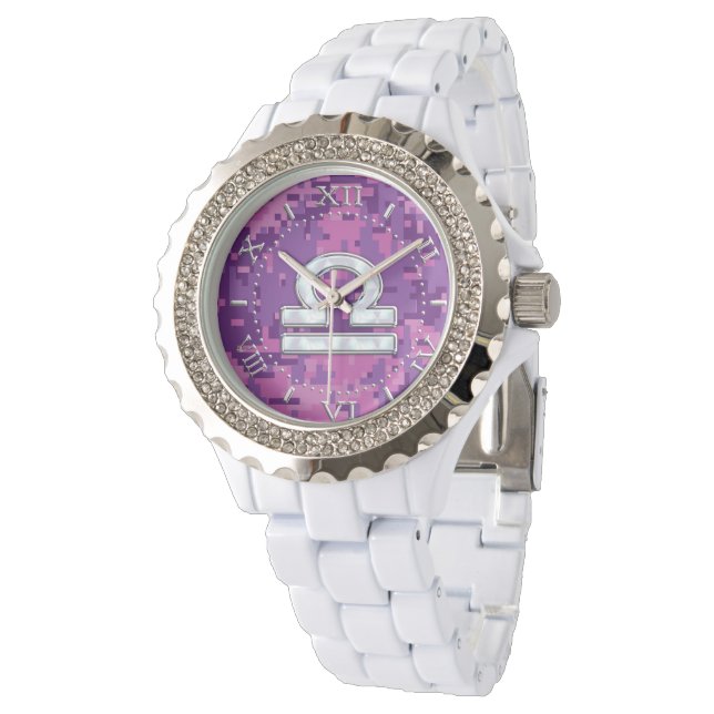 Modern Libra Zodiac Symbol on Fuchsia Camo Dial Horloge (Gekanteld)