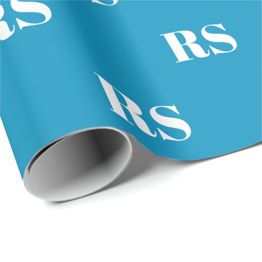 Modern lichtblauw custom monogram initiaal cadeaupapier (Rol Hoek)