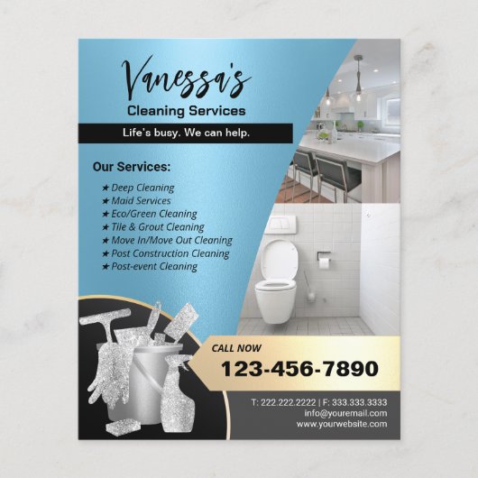 Modern Lichtblauw Huis Schoonmaak Maid Service Flyer (Voorkant)