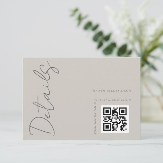 Modern lichtgrijs QR-code Trouwdetails Informatiekaartje (Staand voorkant)