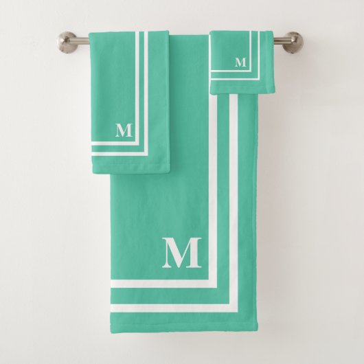 Modern lichtgroen monogram bad handdoek (Insitu)
