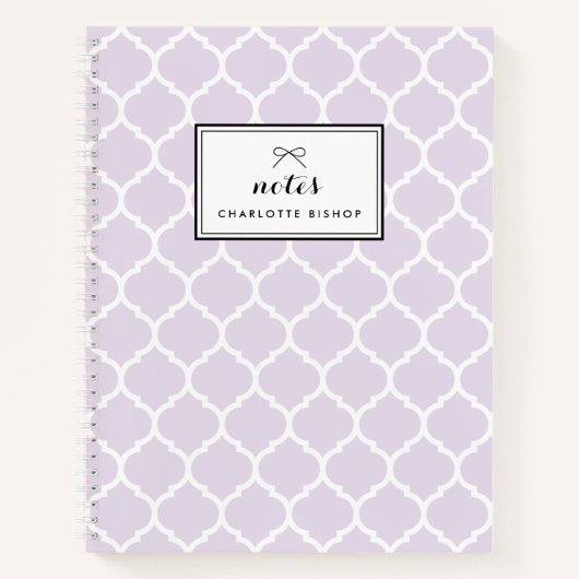 Modern Lila Quatrefoil Pattern Gepersonaliseerd Notitieboek (Voorkant)