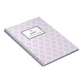 Modern Lila Quatrefoil Pattern Gepersonaliseerd Notitieboek (Rechterzijde)