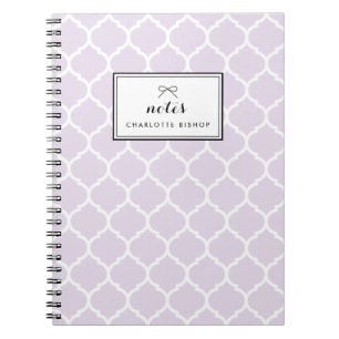 Modern Lila Quatrefoil Pattern Gepersonaliseerd Notitieboek