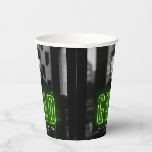 Modern Lime Green Neon Afstuderen Papieren Bekers (Rechts)