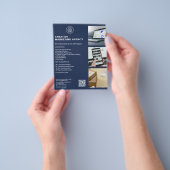 Modern Logo Marketing Creative Business Navy Blauw Flyer (Hand)