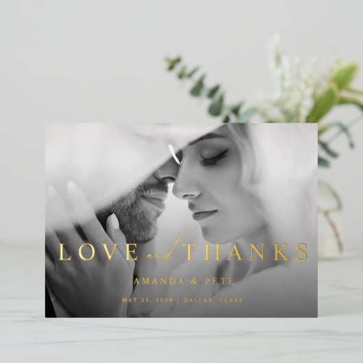 Modern Love and Bedankt 2 Photo Wedding Folie Feestdagenkaart (Staand Voorkant)