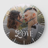 Modern Love Custom Wedding Photo Couples Monogram Grote Klok (Voorkant)