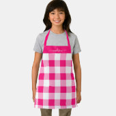 Modern magenta gingham script naam schort (Insitu)