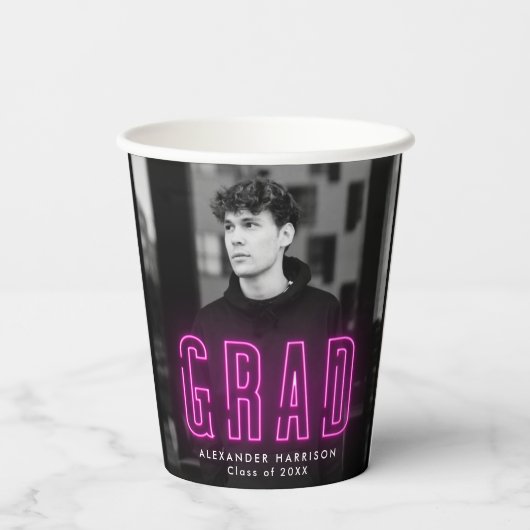 Modern Magenta Neon Afstuderen Papieren Bekers (Achterkant)