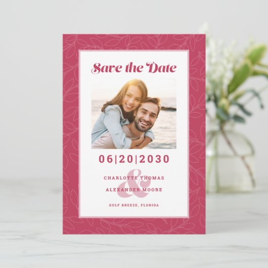 Modern Magenta Red Pattern | De datumfoto opslaan Save The Date (Staand voorkant)