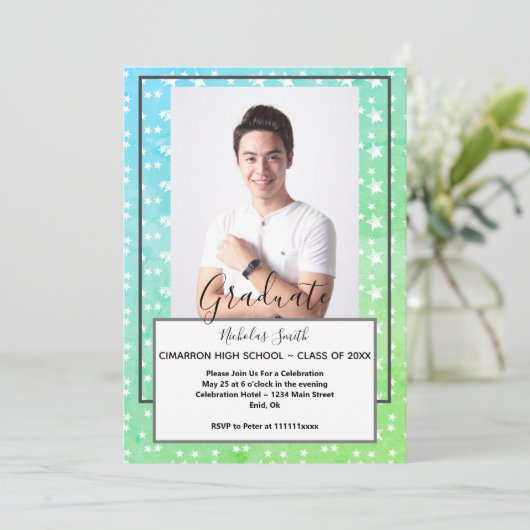 MODERN MANNELIJKE AFSTUDEERDERS GROEN STARS | GRAD KAART (Staand voorkant)