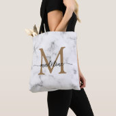 Modern Marble Gold Girly Script Monogram Tote Bag (Dichtbij)