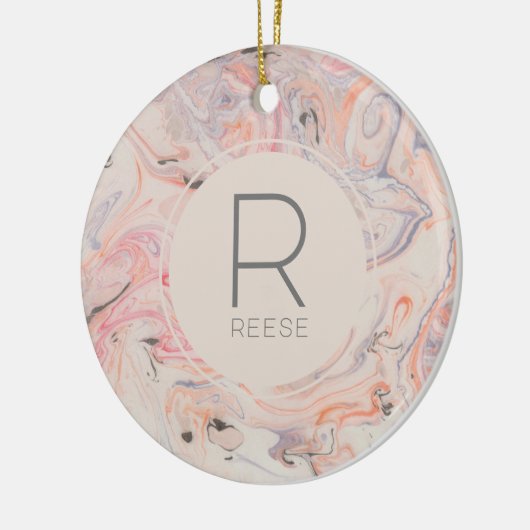 Modern Marble Pink Monogrammed Roos Keramisch Ornament (Links)