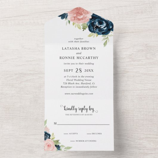 Modern marineblauw blos roze bloemig elegante brui all in one uitnodiging (Binnen)