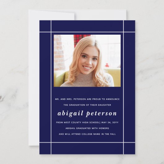 Modern marineblauw Klasse van 2025 afstuderen foto Aankondiging (Achterkant)