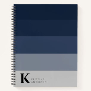 Modern marineblauw ombre grijs klassiek monogram notitieboek