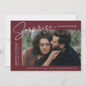 Modern Merlot Surprise Photo Verloving Aankondiging (Voorkant)