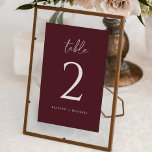 Modern Merlot Wedding Kaart<br><div class="desc">Merlot Wedding Table Numbers (Bourgogne / Wijn) - Deze moderne tabelnummers hebben een trendy,  handgeschreven stijl. Verander uw namen en voeg individueel aan uw kar toe.</div>