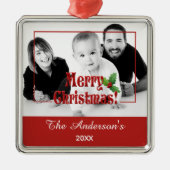 Modern Merry Christmas and Holly Custom Photo Red Metalen Ornament (Voorkant)