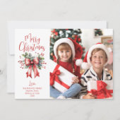 Modern Merry Christmas Fotoscript Holly Bow Feestdagenkaart (Voorkant)
