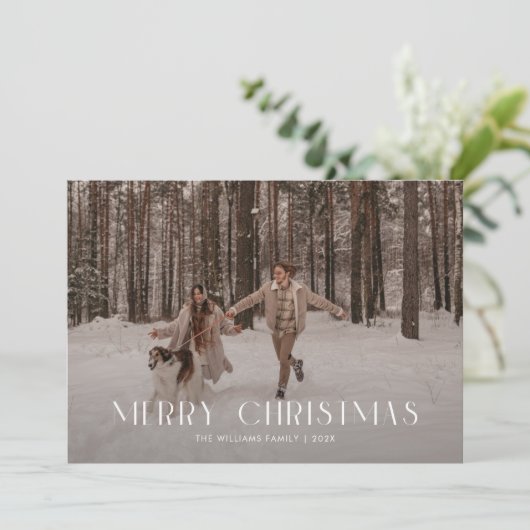 Modern Merry Christmas Trendy één fotofamilie Feestdagenkaart (Staand voorkant)