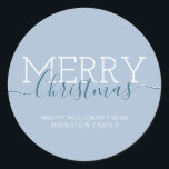Modern Merry Christmas vakantie pastel blauw Ronde Sticker<br><div class="desc">Modern Merry Christmas vakantie pastel blauw klassiek rond sticker</div>