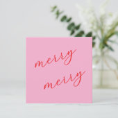 Modern Merry Elegant Script Feestelijk Roze & Rood Feestdagenkaart (Staand voorkant)
