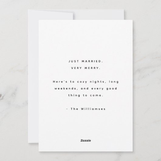 Modern Merry Getrouwd Zwart Wit Rood Fotoscript Feestdagenkaart (Achterkant)