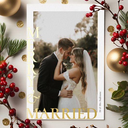 Modern Merry Married Photos Gold Script Folie Feestdagenkaart