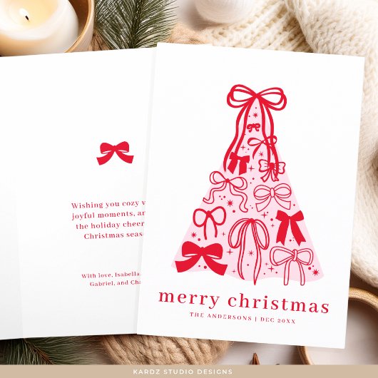 Modern Merry Pink Red Bow Tree Holiday Card Kaart