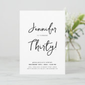 Modern Minimaal 30e Verjaardag Script Zwart & Wit Kaart (Staand voorkant)