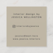 Modern minimaal beige monogram binnenontwerp vierkante visitekaartje (Achterkant)