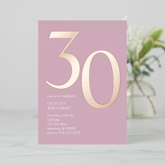 Modern Minimaal Dertig 30ste Verjaardag Party Roze Folie Uitnodiging (Staand Voorkant)