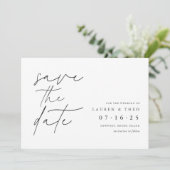 Modern minimaal handgeschakeld script save the date (Staand voorkant)