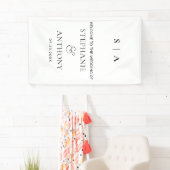 Modern Minimaal Monogram Zwart Wit Trouwen Spandoek (Insitu)