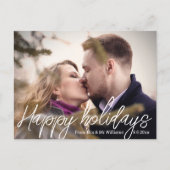 Modern minimaal script pasgetrouwden foto Mr Mrs Feestdagenkaart (Voorkant)