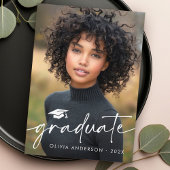 Modern minimaal script pet foto afstuderen aankondiging