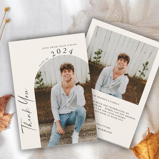 Modern Minimaal Twee Foto Beige Afstuderen Bedankkaart