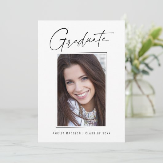 Modern minimaal uniek inktscript Afstuderen 4 foto Aankondiging (Staand voorkant)