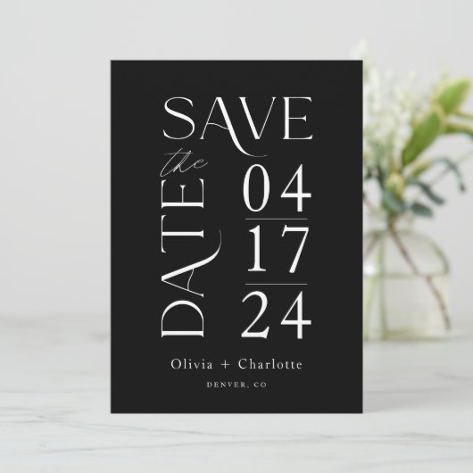 Modern minimaal vet Bewaar de datum Typografisch Save The Date (Staand voorkant)