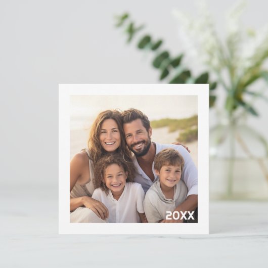 Modern, Minimaal Witte Frame met 3 Foto's Totaal Feestdagenkaart (Staand voorkant)