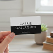 Modern Minimaal Zwart Wit Geometrisch Monogram QR Visitekaartje