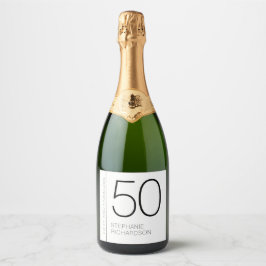 Modern Minimal Fifty and Fabulous 50th Birthday Sparkling Wijnetiket